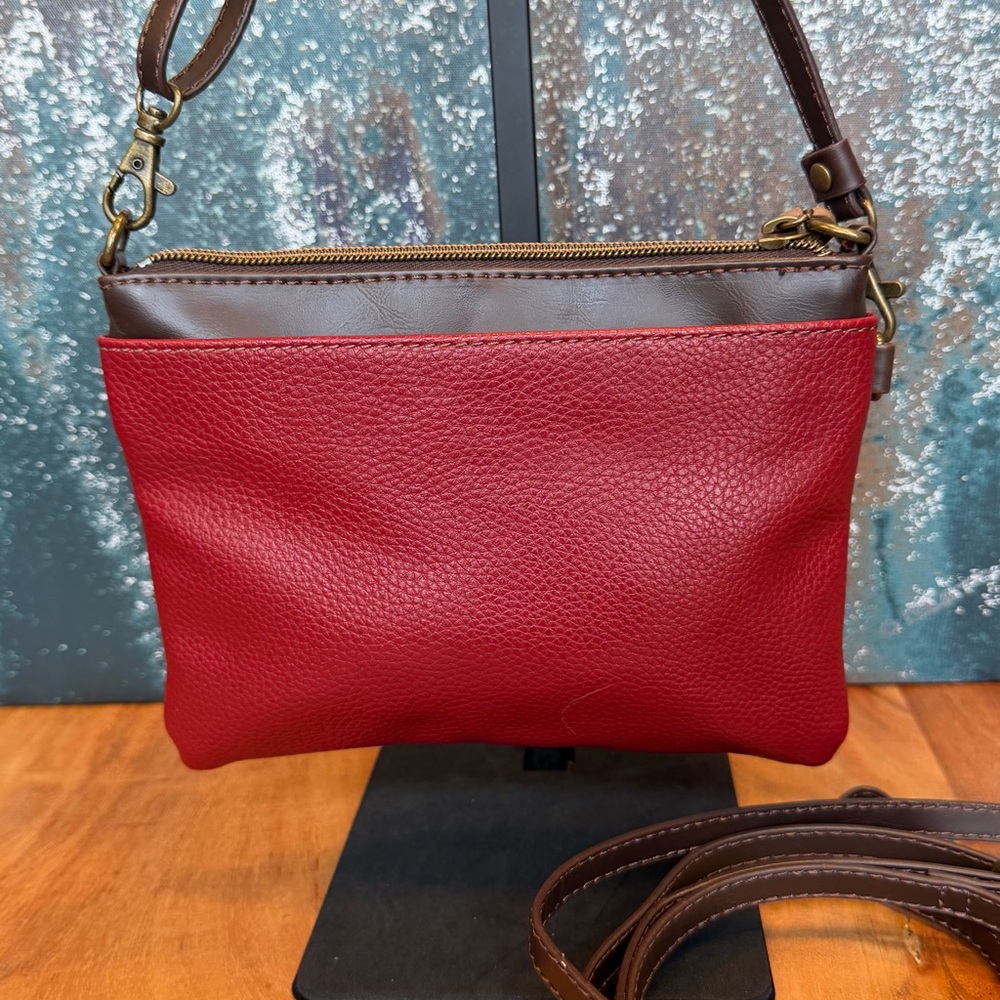 Chala Cottagecore Dog Appliqué Faux Leather Shoulder/Crossbody Bag – (VGUC) - Picture 10 of 15
